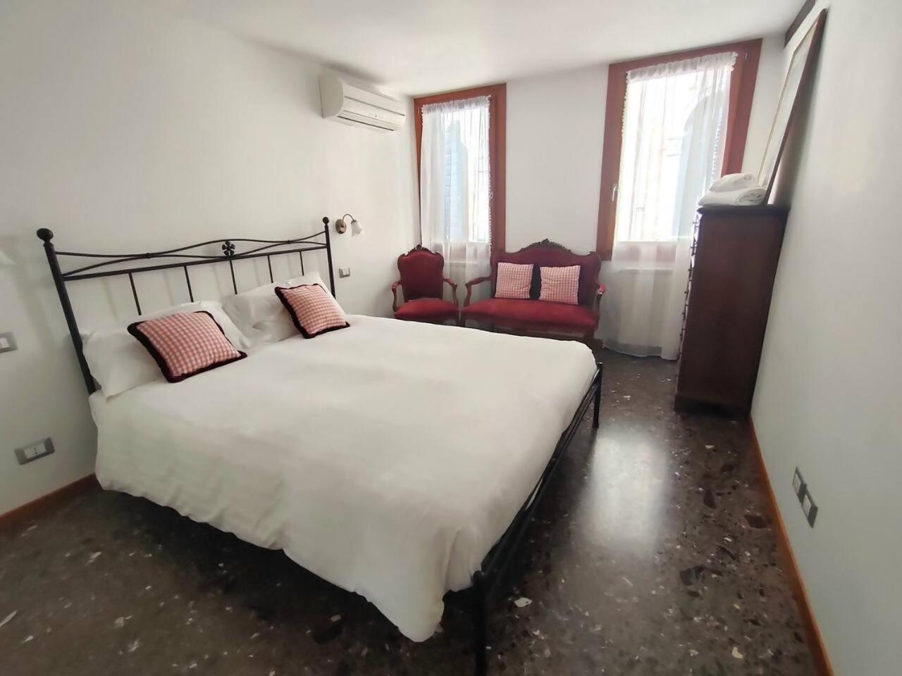 Ca Rialto Apartment Венеція Екстер'єр фото